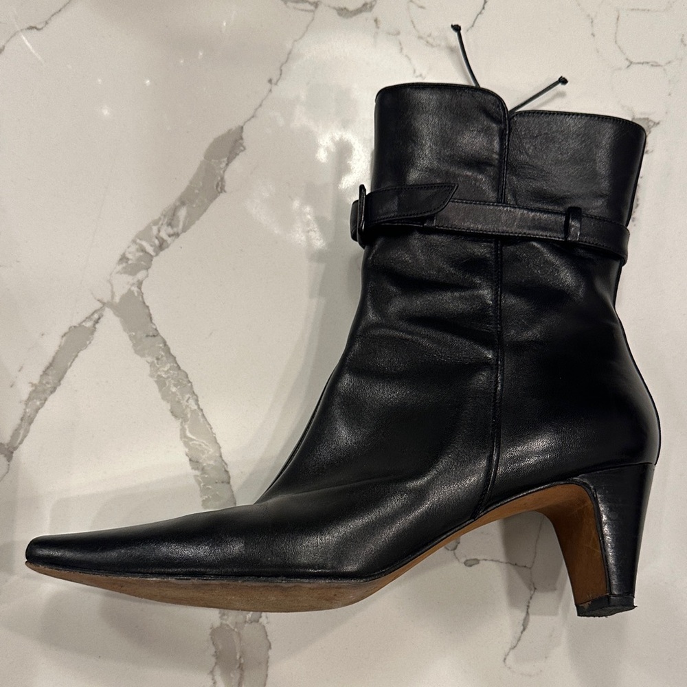 Donald J. Pliner Black Leather Pointed-Toe Mid-Heel Ankle Boots - Picture 2 of 12